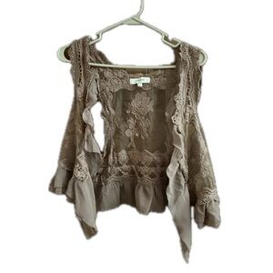 Umgee Tan Blouse with Elegant Lace Details Size S/M